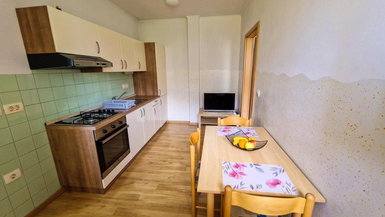 Apartments Dani Изола Экстерьер фото